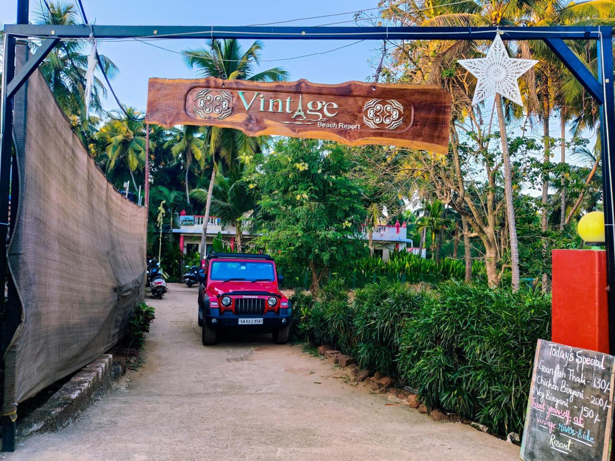 Vintage Beach Resort Агонда Екстериор снимка